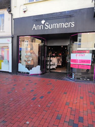 Ann Summers Reading
