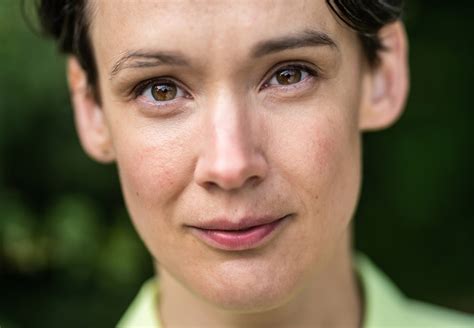 Anne Van Veen