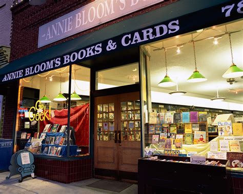 Annie Bloom's Bookstore