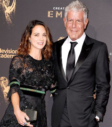 anthony bourdain started dating asia argento