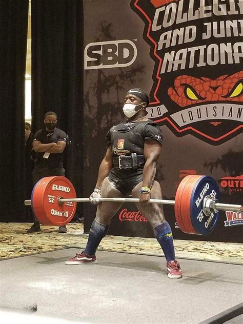 anthony clark powerlifter weight