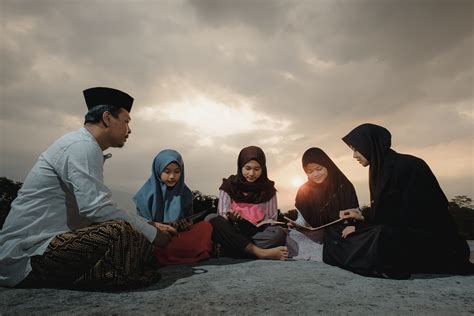 Apa Itu Keluarga Sakinah Dalam Islam Ini Definisi Pengertian Keluarga Sakinah - Pengertian Keluarga Sakinah