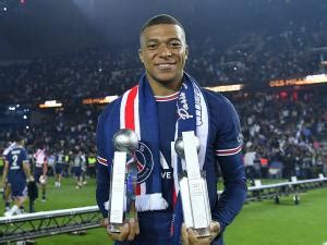 APA AGAMA MBAPPE - Biodata dan Agama Kylian Mbappe yang Mengejutkan