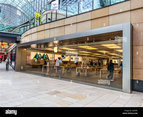 Apple Leeds Trinity