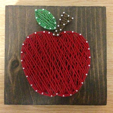 apple string art template