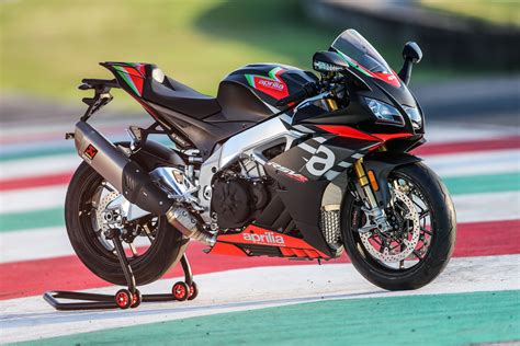 Aprilia Rsv4