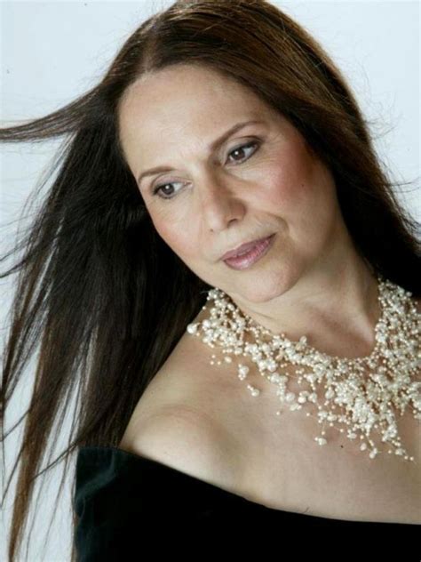 arax mansourian biography examples