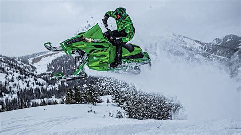 Read Arctic Cat Snowmobile Wallpapers 
