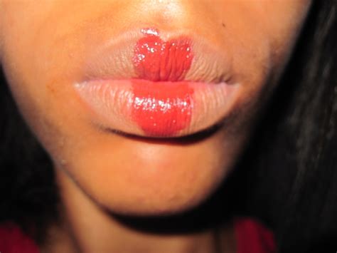 are small lips pretty than black