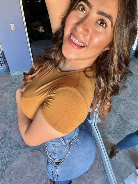 arely mayorga creator profile