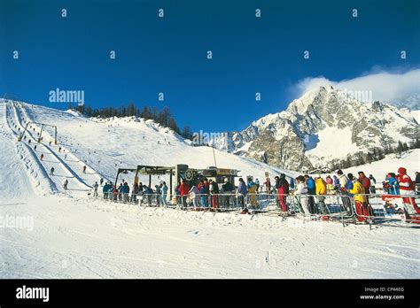 aretu | aretu PDF Kamus IndonesiaJawa Kuno aretu aretu