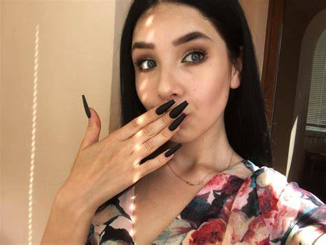 ariesia asmr boosty
