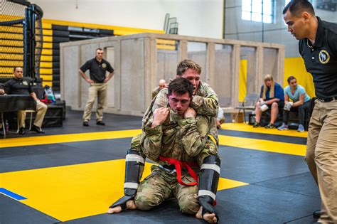 Army Special Operation Combatives Program Manual