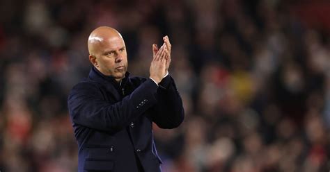 arne slot | Slot Liverpool khng nn lng mn ha