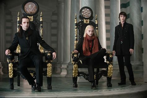 Aro New Moon