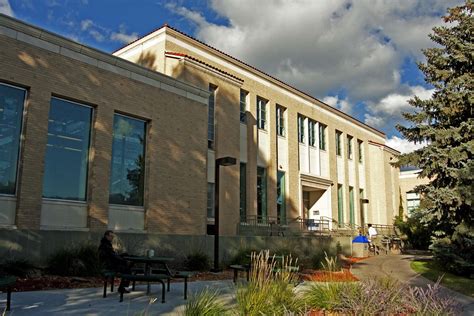 Arthur Lakes Library