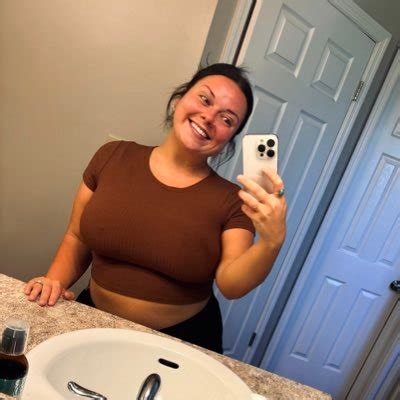 ashhfaace nude