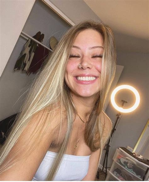Ashleyisverysassy Leaks - Discover the world of OnlyFans
