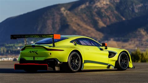 Aston Martin Vantage Amr 4k Wallpapers   Awesome Aston Martin Vantage Wallpapers Wallpaperaccess - Aston Martin Vantage Amr 4k Wallpapers
