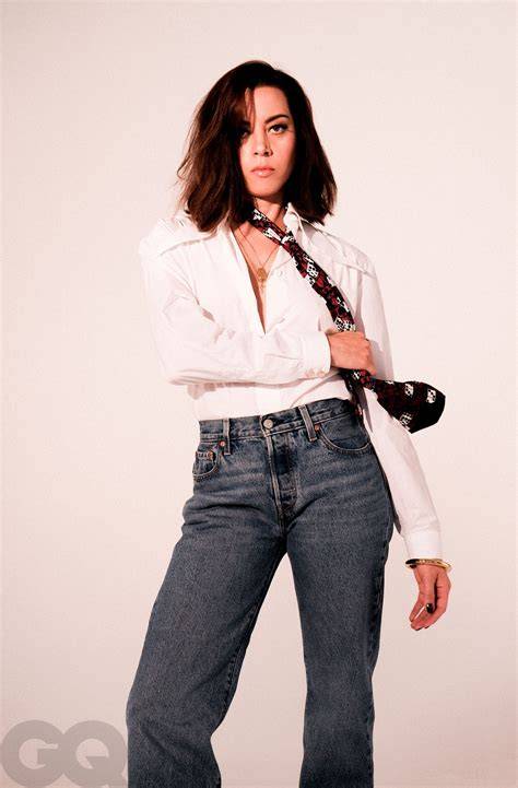 aubrey plaza boosty