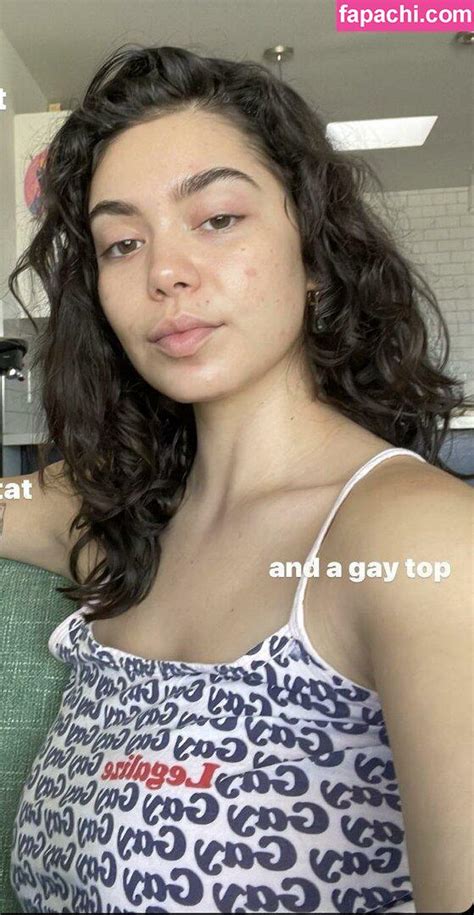 auli'i cravalho tits