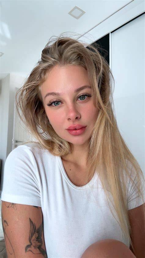 aurora delph nude