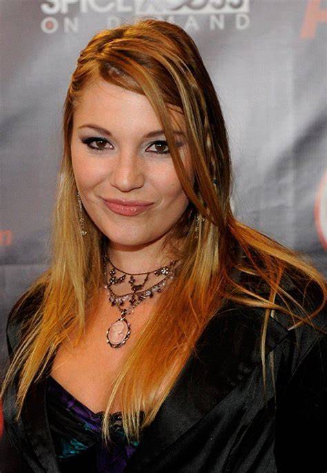 aurora snow nude