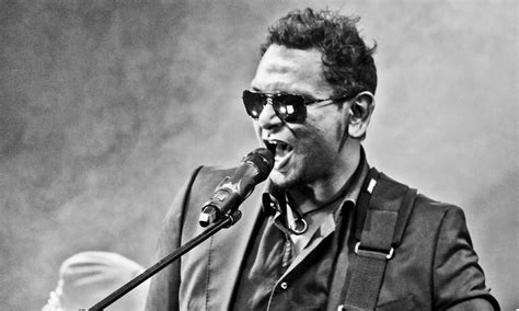 aurthohin sumon biography examples