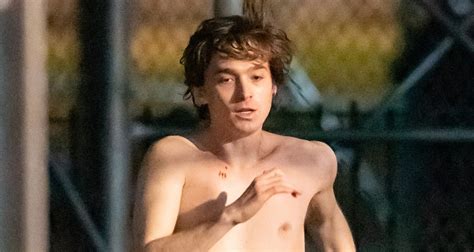 austin abrams nude