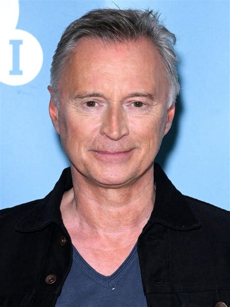 austin robert carlyle biography examples