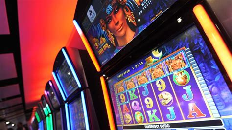 Austrian Gambler Who Was  Incapacitated  By Slot Machine Addiction Wins Us 2 9 Million In Compensation - Slot Machine Provider