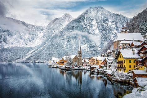 Austrian Town That Inspired Arendelle From Frozen Erects Hallstatt Fence - Hallstatt Fence