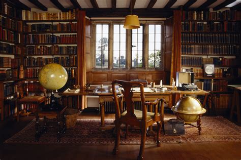 autobiography of famous writers homes