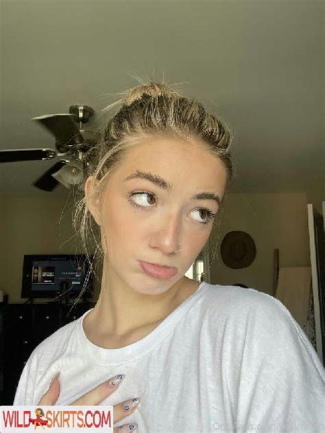 autumren OnlyFans leaked content