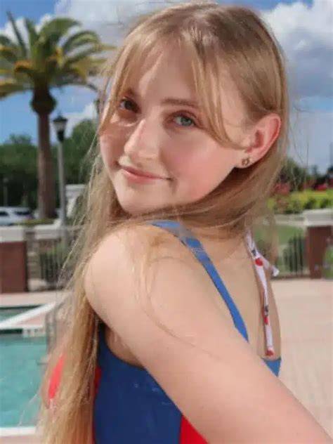 ava cherry nude pics