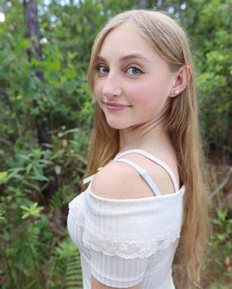 ava mathis nudes