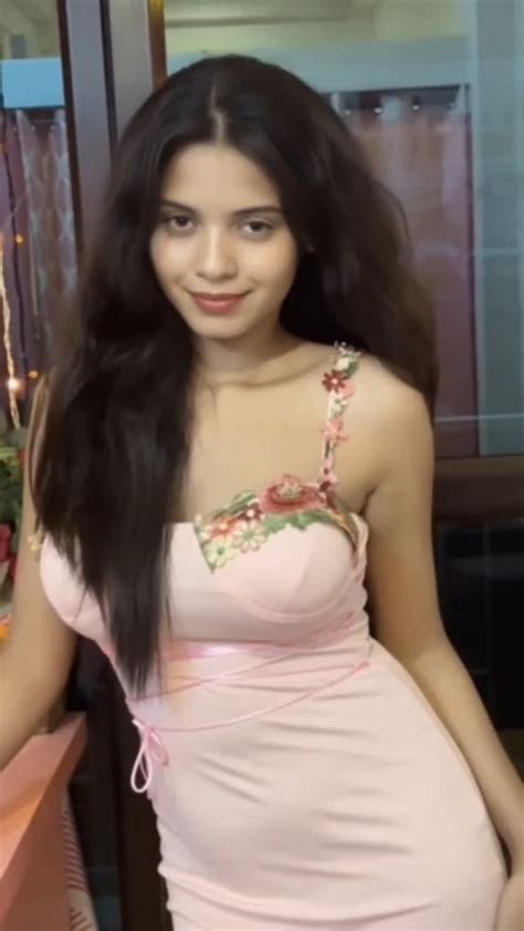 ayesha jakera nude
