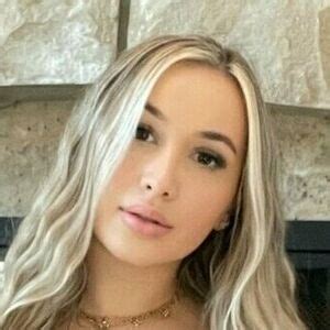 azra lifts creator profile