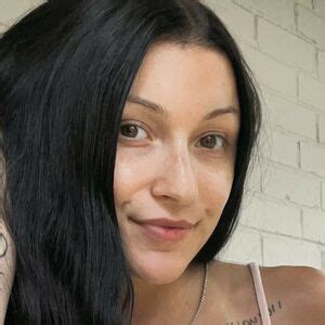 azraqblue nude