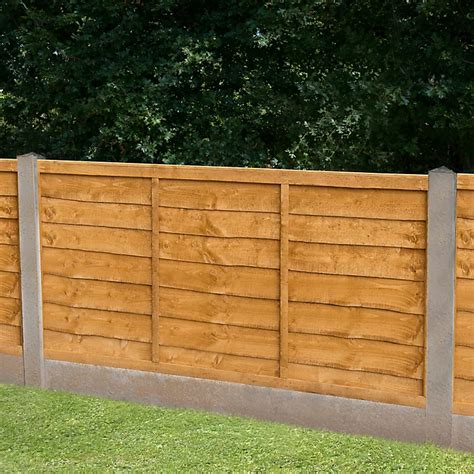 B Q Fencing