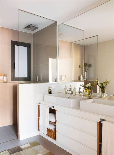 Baños con dos lavabos: Ideas para crear un espacio funcional y elegante