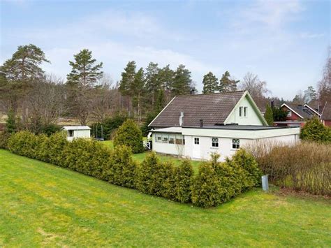 backvägen 5 lenhovda