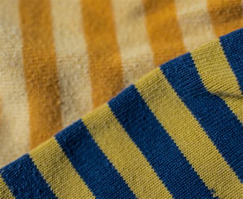 Bahan Warna Biru  Gambar Garis Pakaian Bahan Tekstil Bertautan Baju Kaos - Bahan Warna Biru