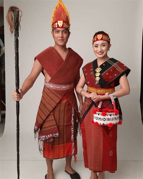 Baju Adat Terbaru 2024: Elegan dan Berkesan untuk Acara Resmi