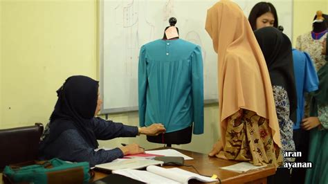Baju Jurusan Tata Busana  Inspirasi Terpopuler Kuliah Jurusan Desainer Di Bandung Desain - Baju Jurusan Tata Busana