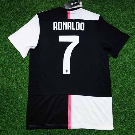 BAJU RONALDO ASLI：Cristiano Ronaldo - tin tức mới nhất về CR7 ở CLB Man United