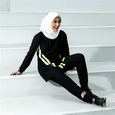 Baju Senam Muslimah Modis  Rekomendasi Baju Olahraga Yang Hijab Friendly Modis Dan - Baju Senam Muslimah Modis