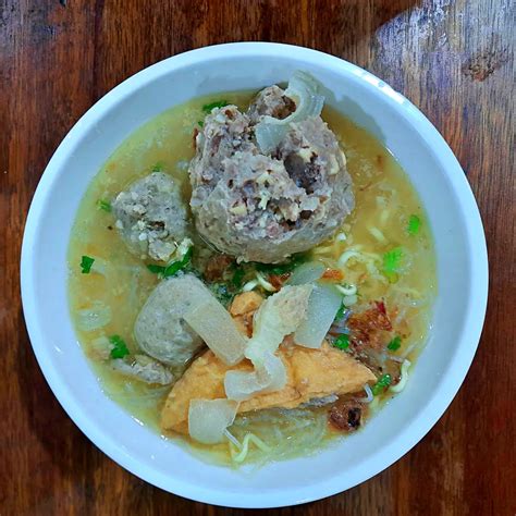 Gembulfoodie | [BAKSO TITOTI RINGROAD UTARA] Tiap lewat