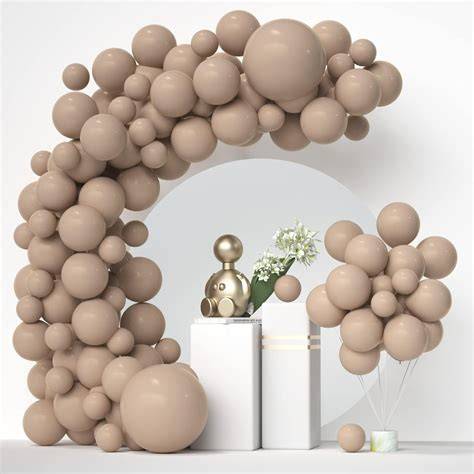 balloon nude