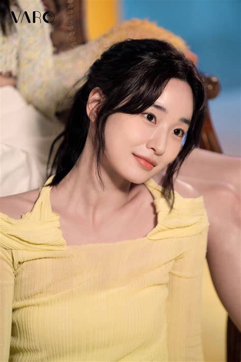 bang hyo-rin nude